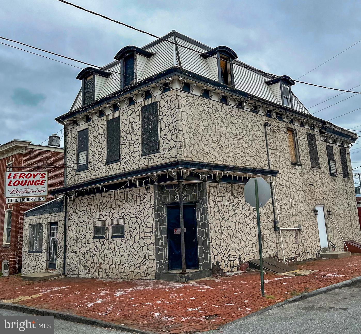 DENC2063162-803149111042-2024-10-30-18-27-42 1300 N Claymont St | Wilmington, DE Real Estate For Sale | MLS# Denc2063162  - Coldwell Banker Premier