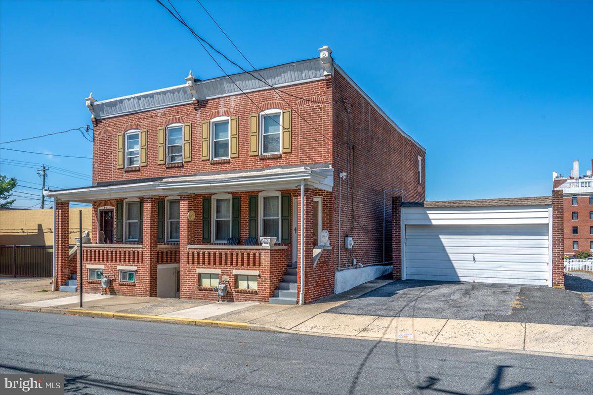 DENC2067600-803335921494-2024-09-04-22-38-13 603 Hawley St | Wilmington, DE Real Estate For Sale | MLS# Denc2067600  - Coldwell Banker Premier