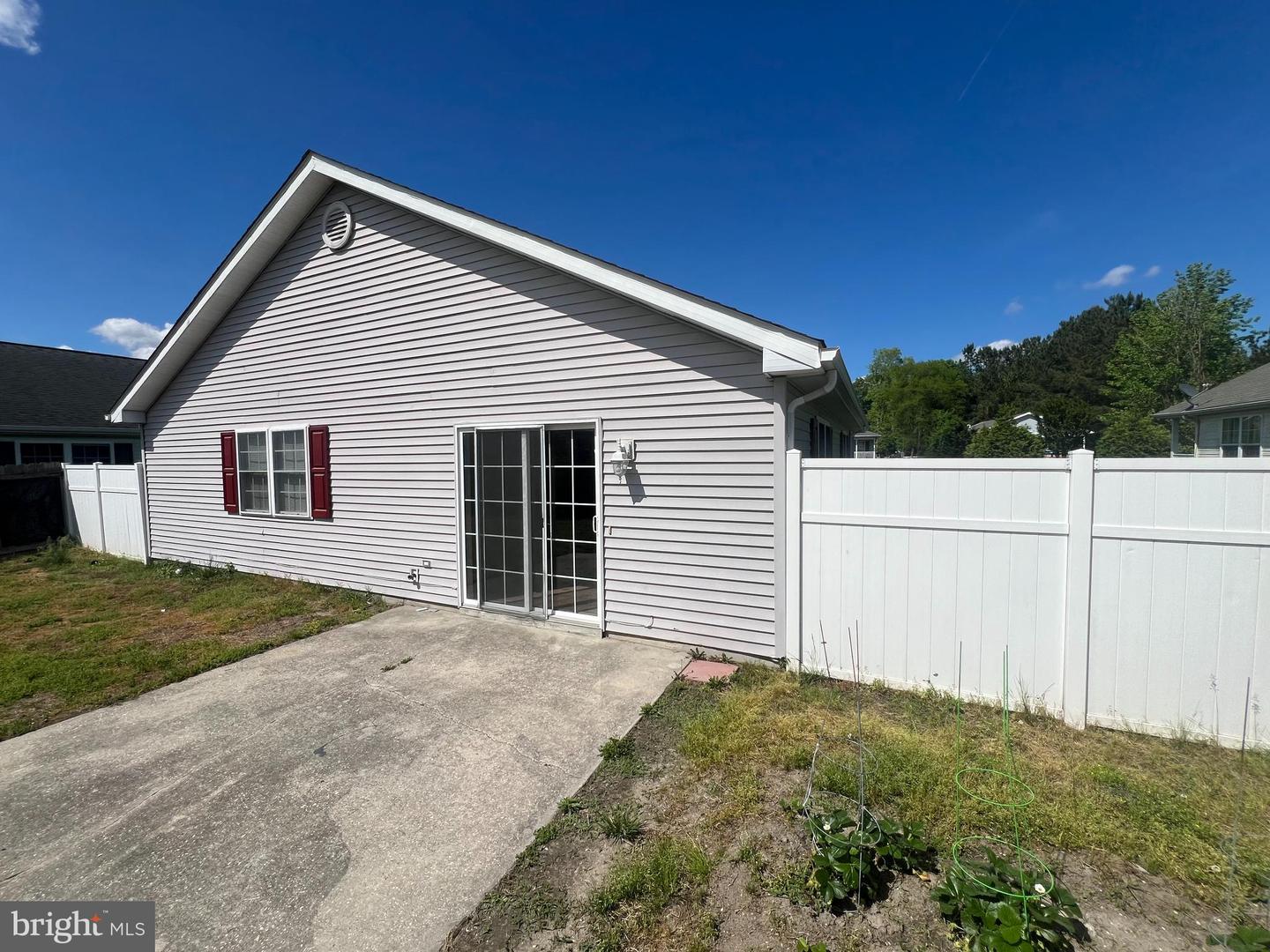 DESU2062374-803065654088-2024-05-22-14-00-43 12 Surrey Ln | Georgetown, DE Real Estate For Sale | MLS# Desu2062374  - Coldwell Banker Premier