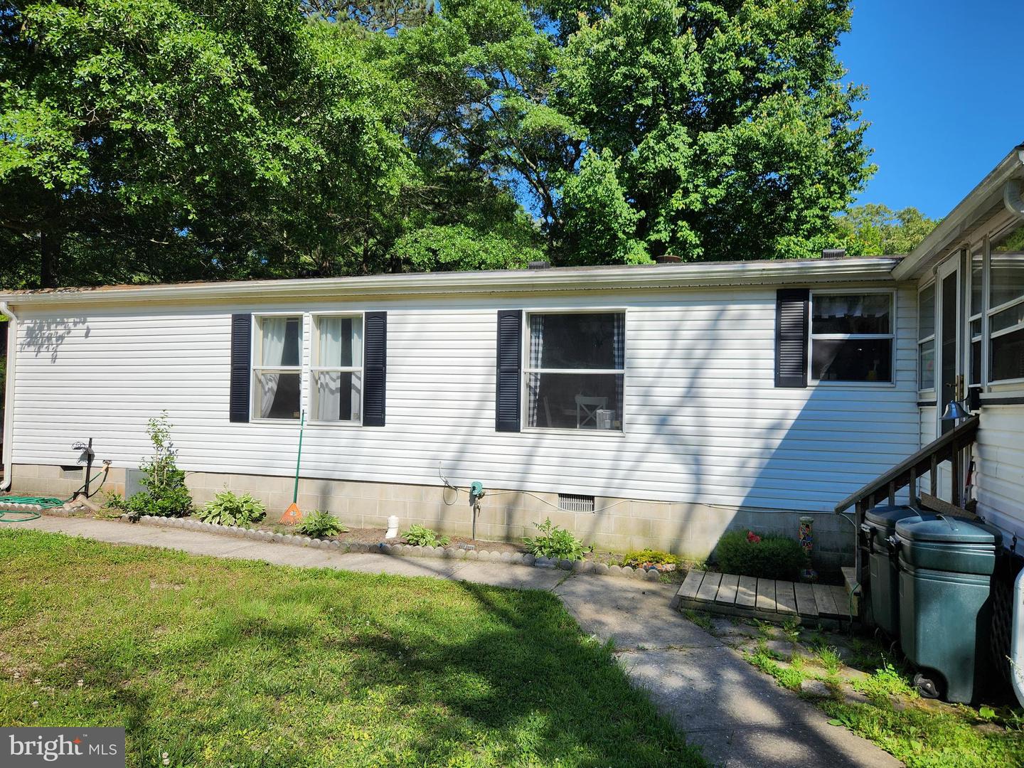 DESU2063052-803103402656-2024-09-16-14-04-38 30900 Chestnut Dr | Millsboro, DE Real Estate For Sale | MLS# Desu2063052  - Coldwell Banker Premier