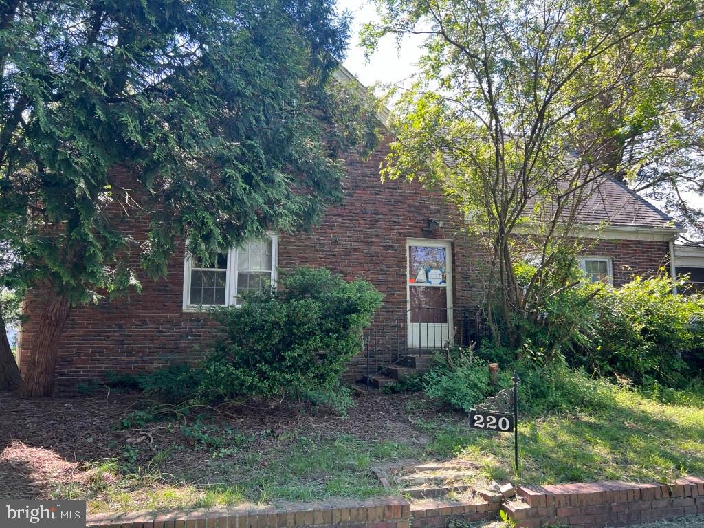 DESU2063530-803104005424-2024-06-28-12-01-36 220 N Hall St | Seaford, DE Real Estate For Sale | MLS# Desu2063530  - Coldwell Banker Premier