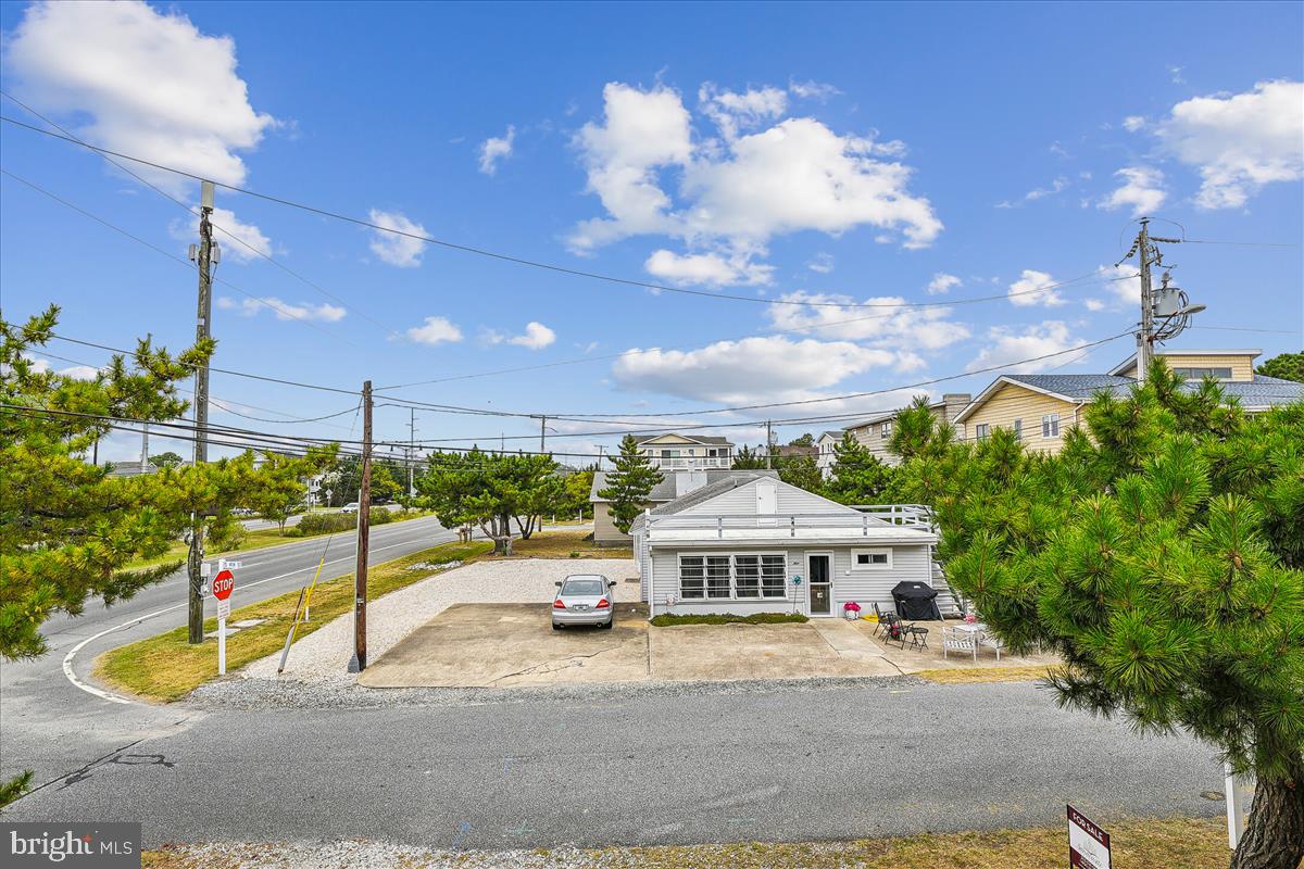 DESU2066888-803327710020-2024-08-31-13-29-18 10 S 4th St | Bethany Beach, DE Real Estate For Sale | MLS# Desu2066888  - Coldwell Banker Premier