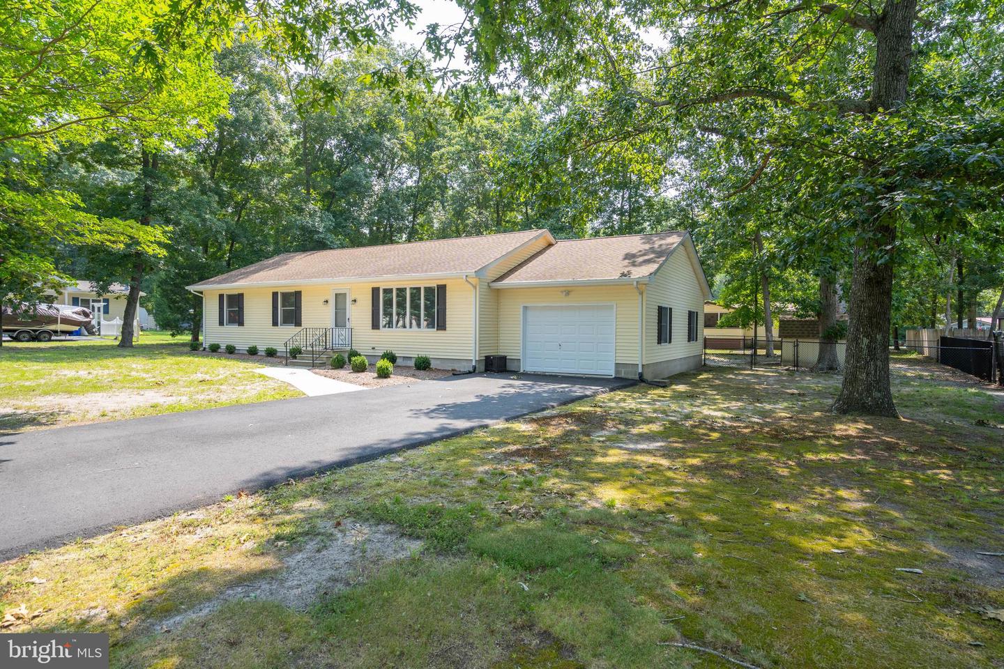 DESU2068104-803291354874-2024-09-30-15-41-34 32472 E Penn Ct | Millsboro, DE Real Estate For Sale | MLS# Desu2068104  - Coldwell Banker Premier