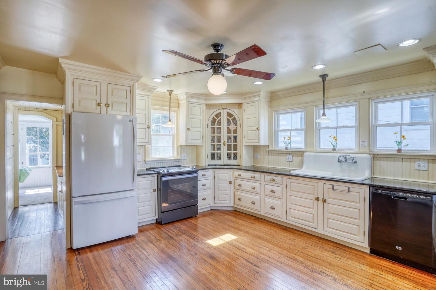 DESU2073058-803440902412-2024-10-25-00-14-58 6 New Castle St | Rehoboth Beach, DE Real Estate For Sale | MLS# Desu2073058  - Coldwell Banker Premier